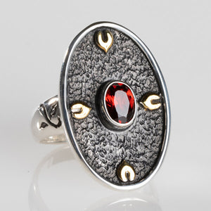 Sterling Silver with Leaves and Gem Ring