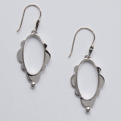 Sterling Silver Scalloped Oval Earring